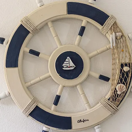 Yangmar By Alzira Apartman *