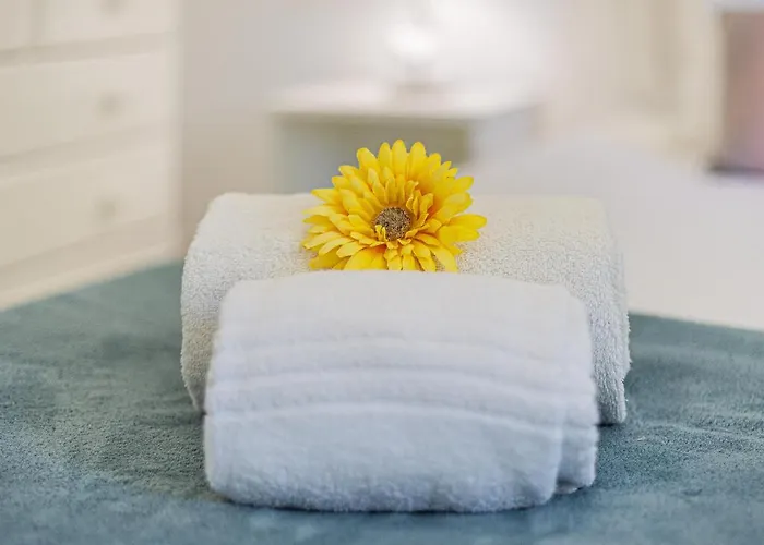 Yangmar By Alzira アパート *